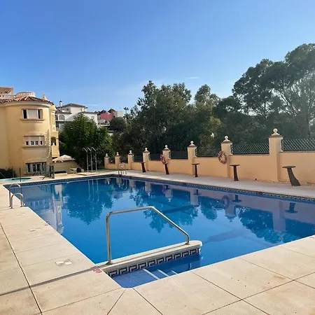 Beautiful Two Bedroom Apartment With Pool Fuengirola Exterior photo