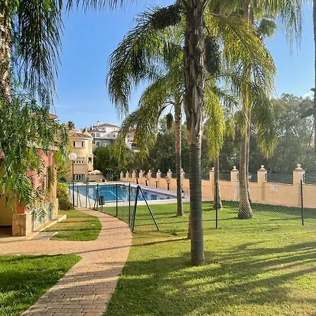 Beautiful Two Bedroom Apartment With Pool Fuengirola Exterior photo